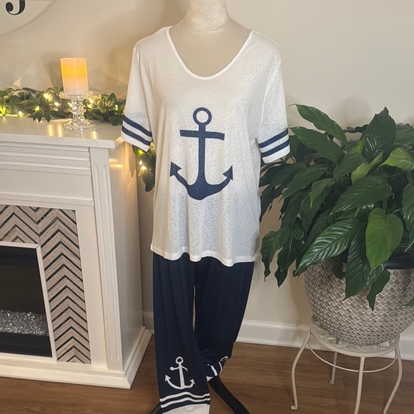 Other - White and Navy Anchor Nautical Set NWOT